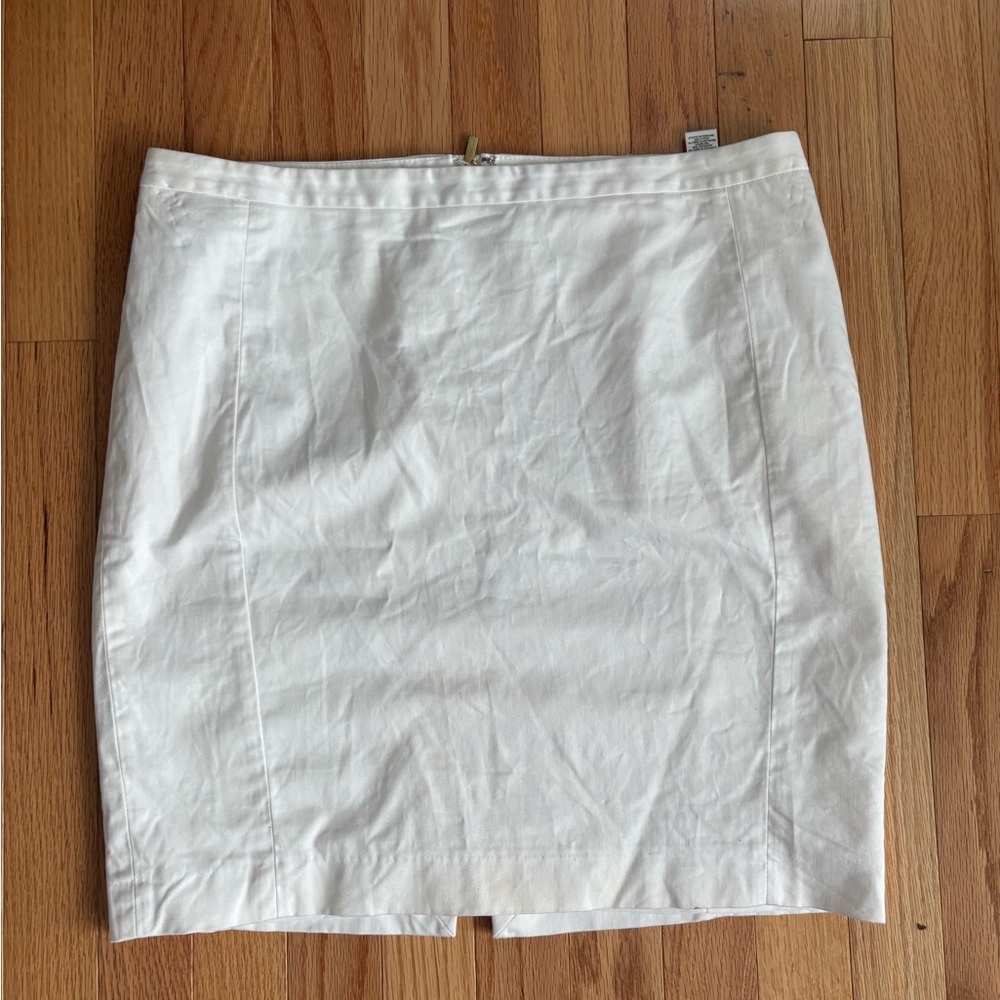 Elegant White Skirt